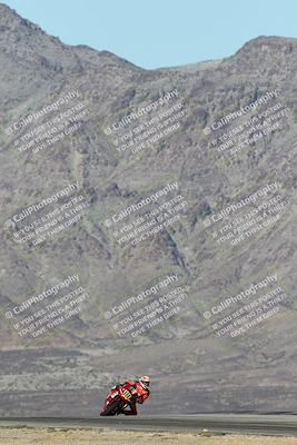 media/Dec-07-2025-CVMA (Sun) [[3e7d2de5dc]]/Race 9-Formula UL Shootout/